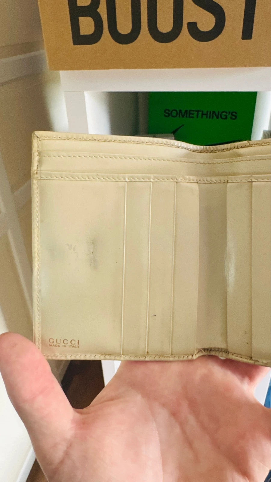 Gucci White Wallet #GU-JP-14.39